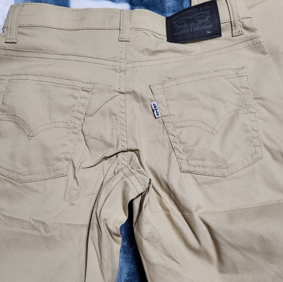 NWOT Kids Levi's Jean's Size 7 reg - Picture 3 of 6